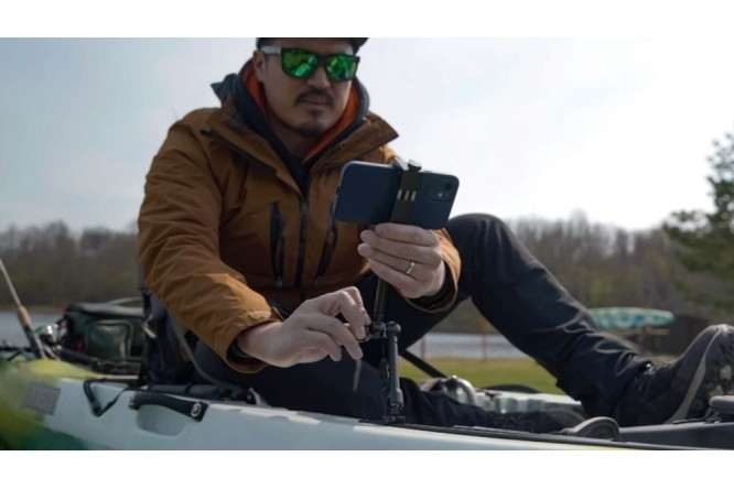 Deeper Articulated Arm Smartphone Mount 