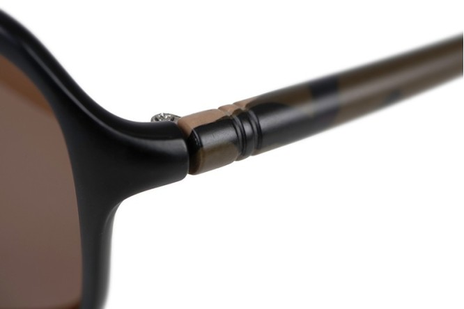 Fox AV8 Black & Camo Brown Lense