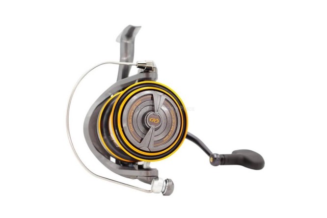 Daiwa 24 Crosscast Surf 45 SCW 5000C QD