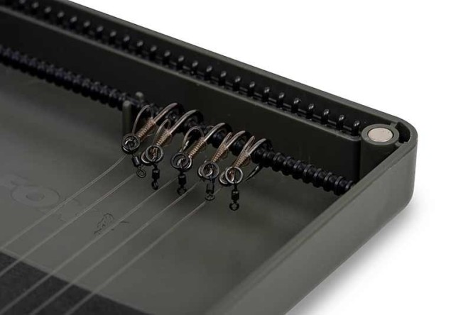 Fox Edges Medium Rig Box 