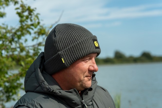 RidgMonkey APEarel Thermapro Fisherman Beanie Hat Green 
