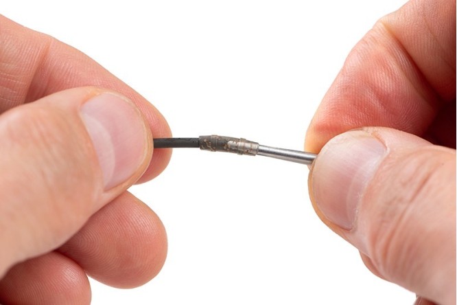 Fox Edges Tubing Threader 
