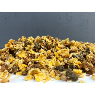 Carp Crunchies Cooked and Dryed Particles 2