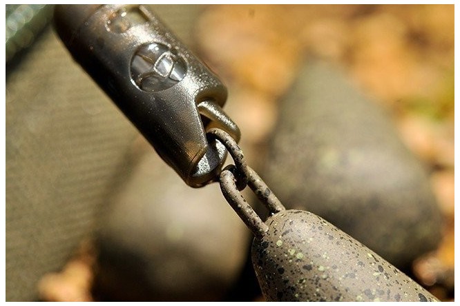 Korda Heli leads