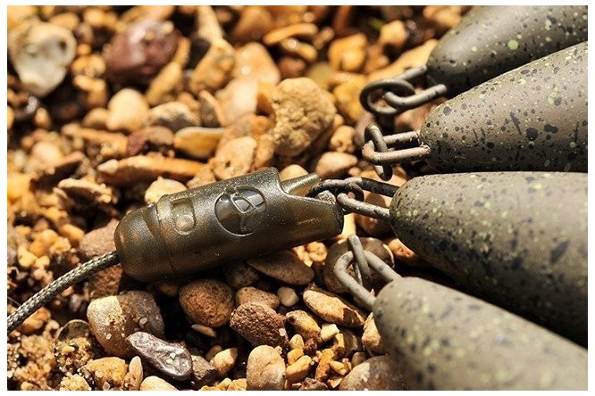 Korda Heli leads